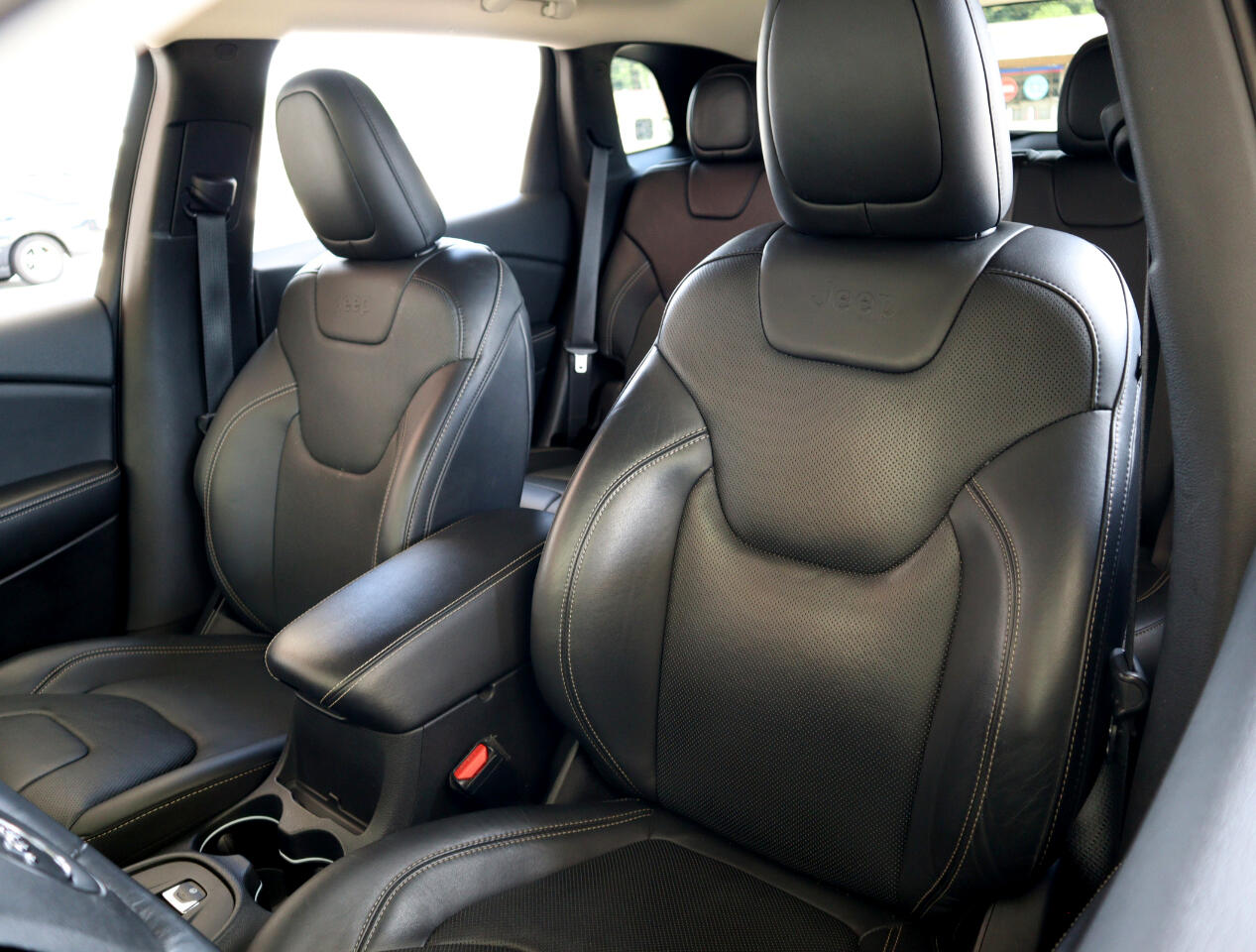 2015 Jeep Cherokee Limited photo 20
