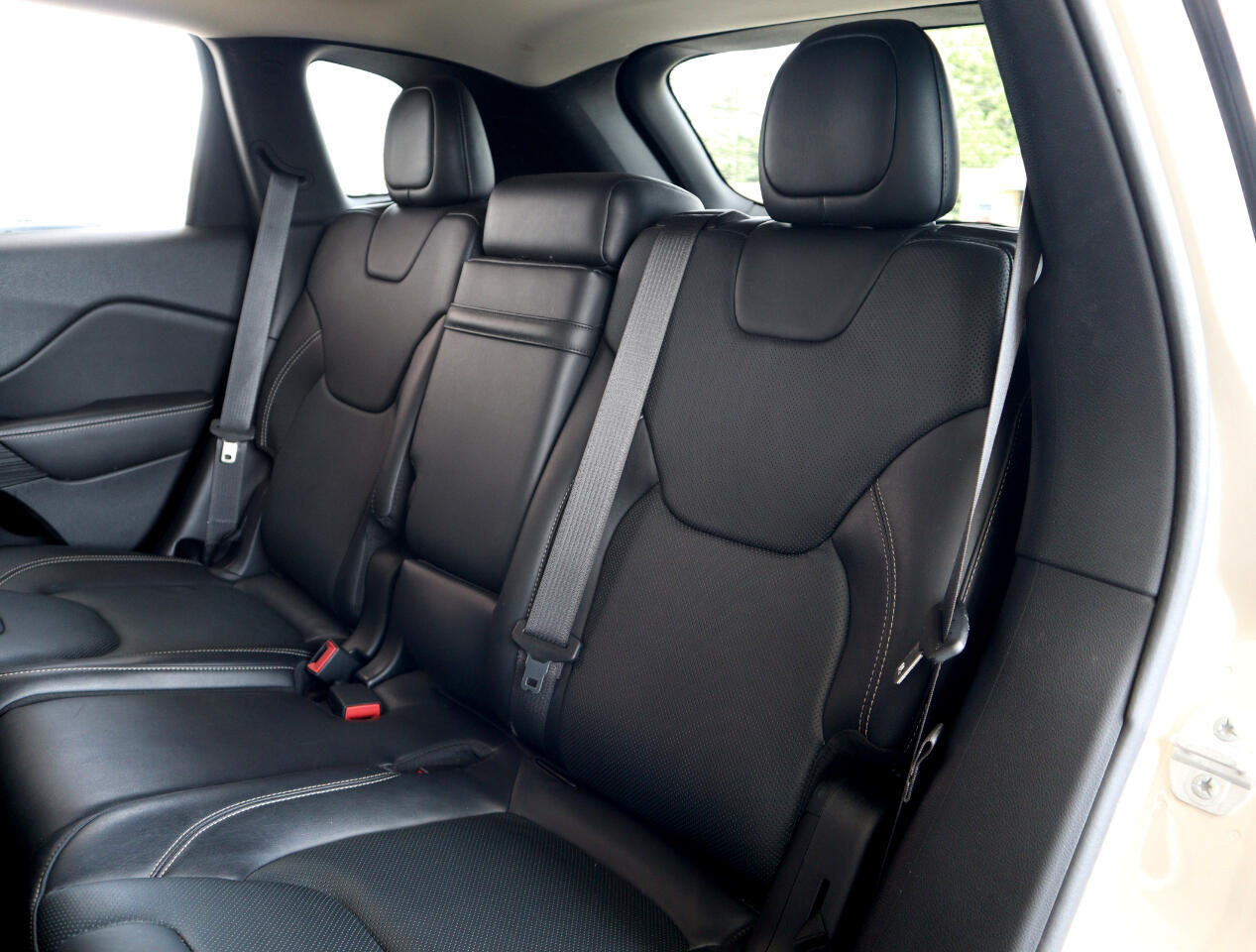 2015 Jeep Cherokee Limited photo 22