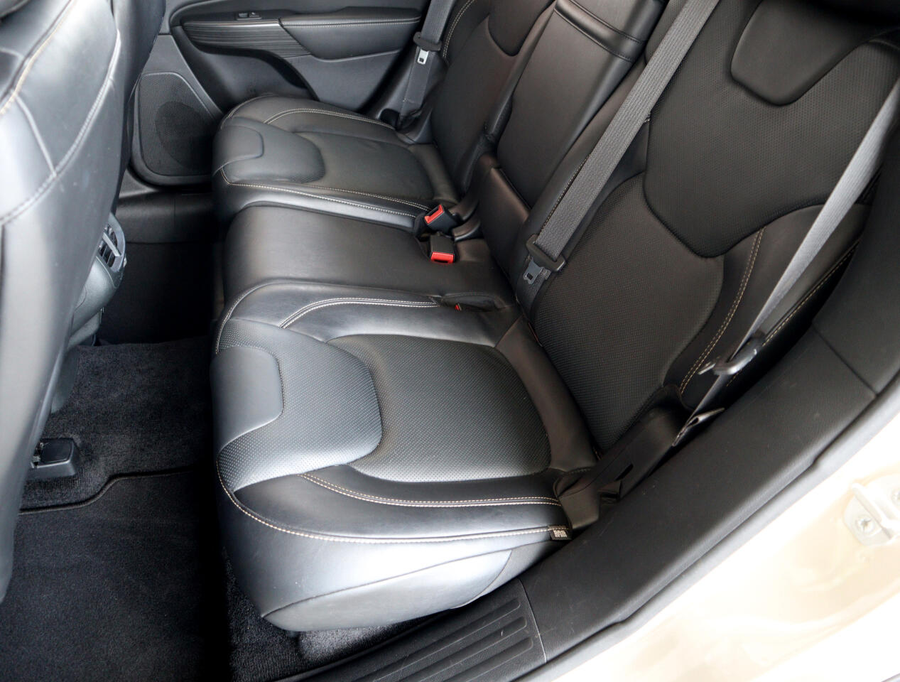 2015 Jeep Cherokee Limited photo 23