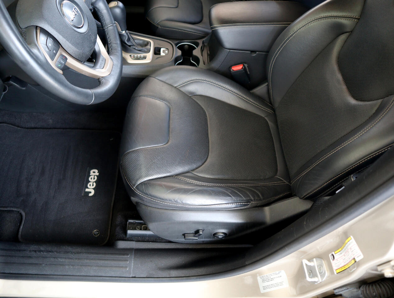 2015 Jeep Cherokee Limited photo 34