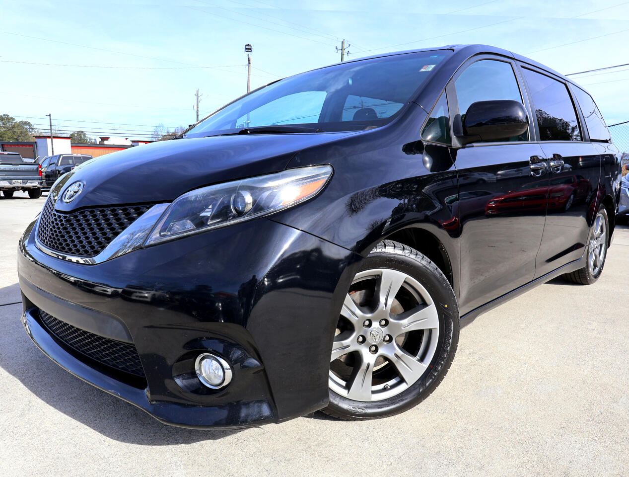 Toyota Sienna SE Premium FWD 8-Passenger V6 2017