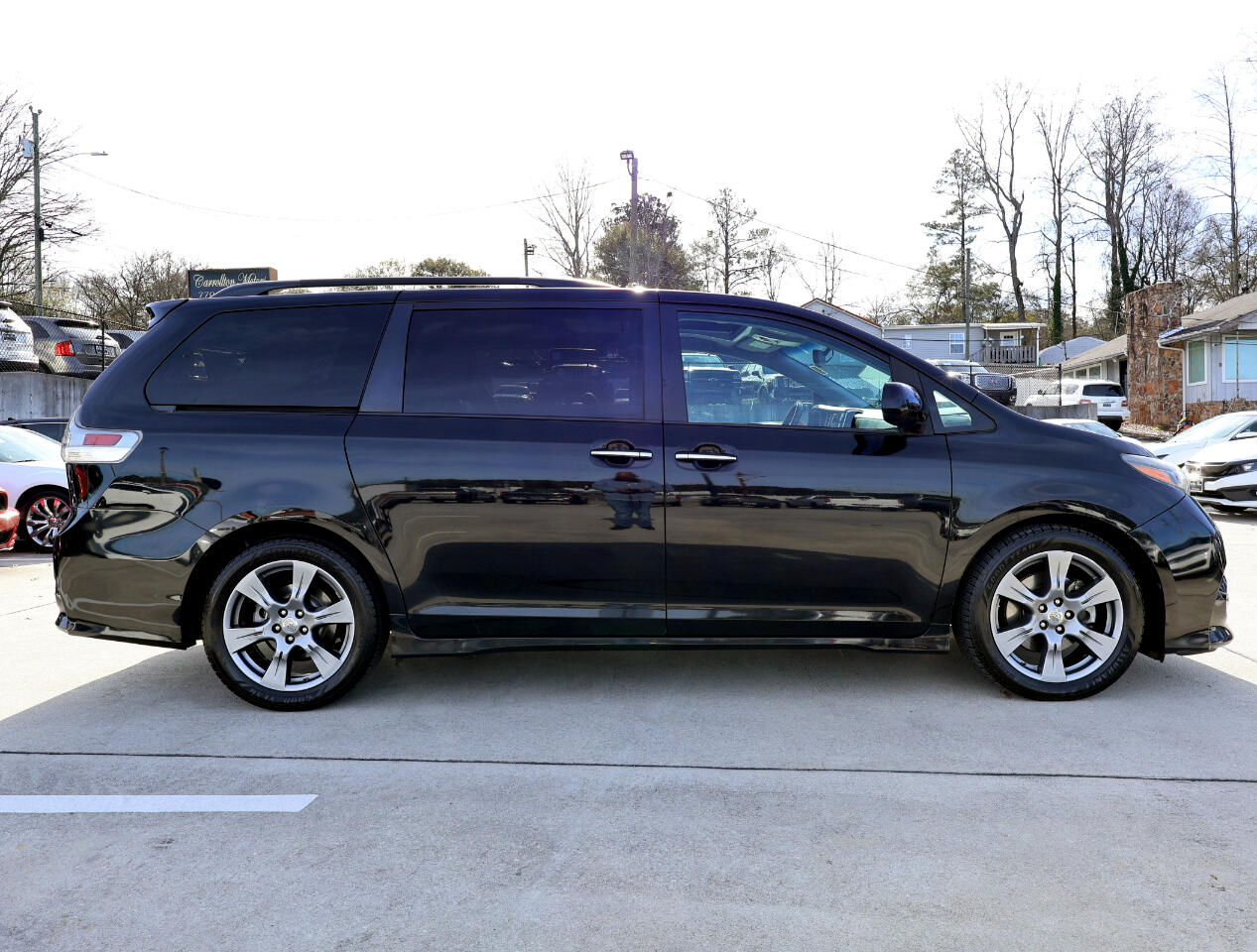 Toyota Sienna SE Premium FWD 8-Passenger V6 2017