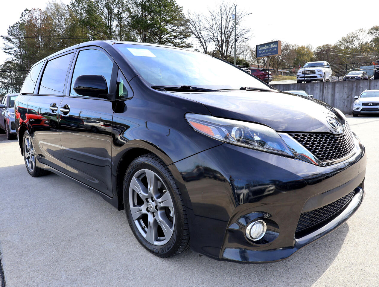 Toyota Sienna SE Premium FWD 8-Passenger V6 2017