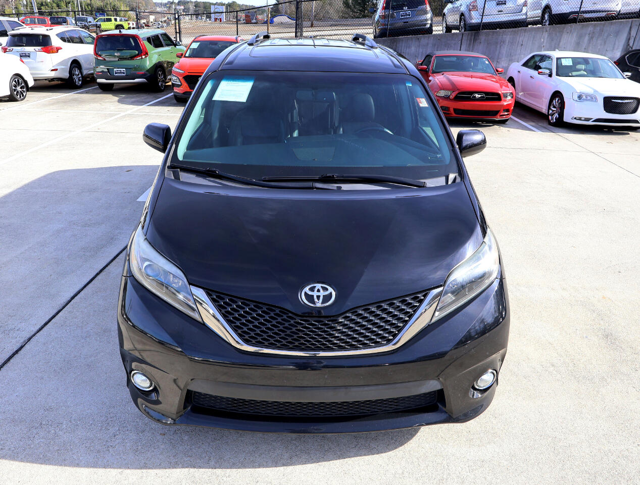 Toyota Sienna SE Premium FWD 8-Passenger V6 2017