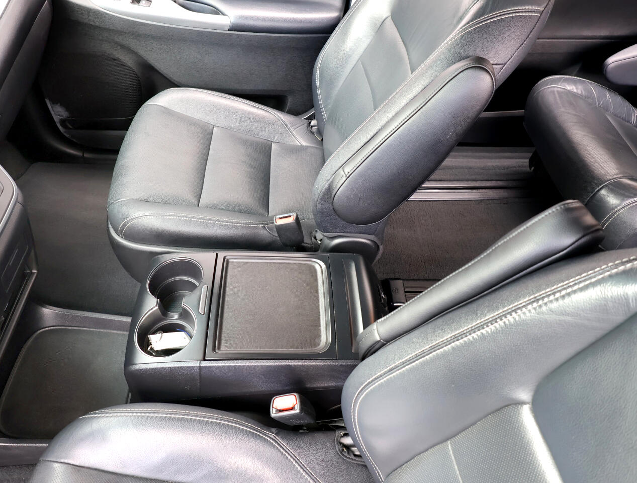 Toyota Sienna SE Premium FWD 8-Passenger V6 2017