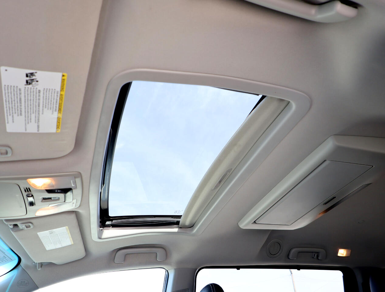 Toyota Sienna SE Premium FWD 8-Passenger V6 2017