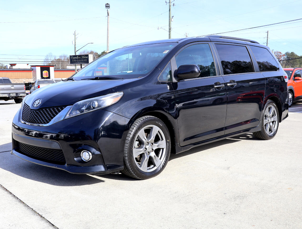 Toyota Sienna SE Premium FWD 8-Passenger V6 2017
