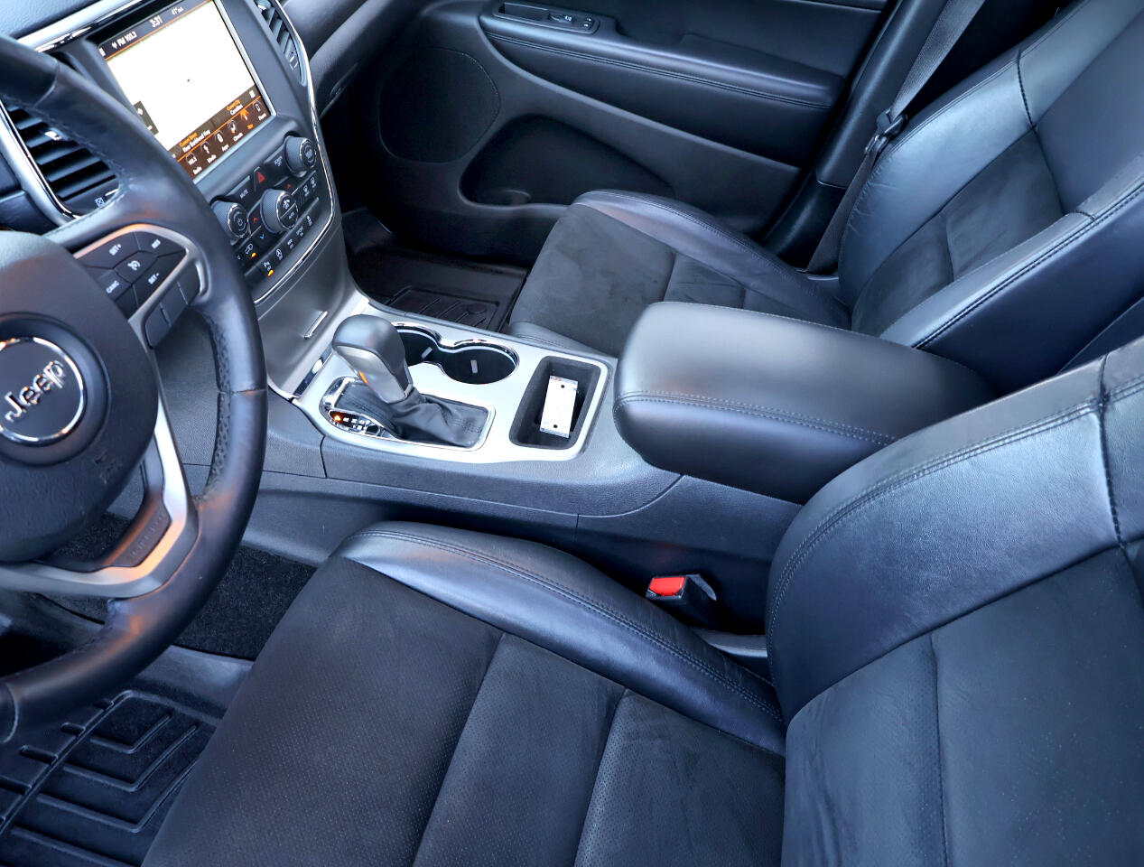 Jeep Grand Cherokee  2018