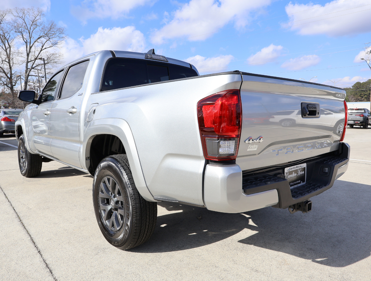 Toyota Tacoma SR5 Double Cab 4WD V6 2023