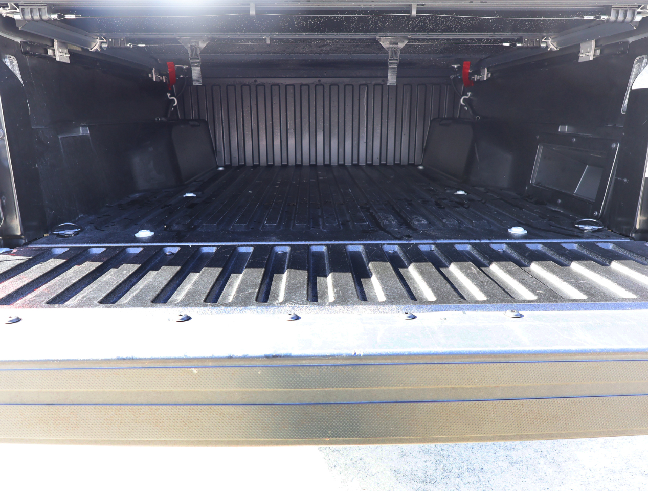 Toyota Tacoma SR5 Double Cab 4WD V6 2023