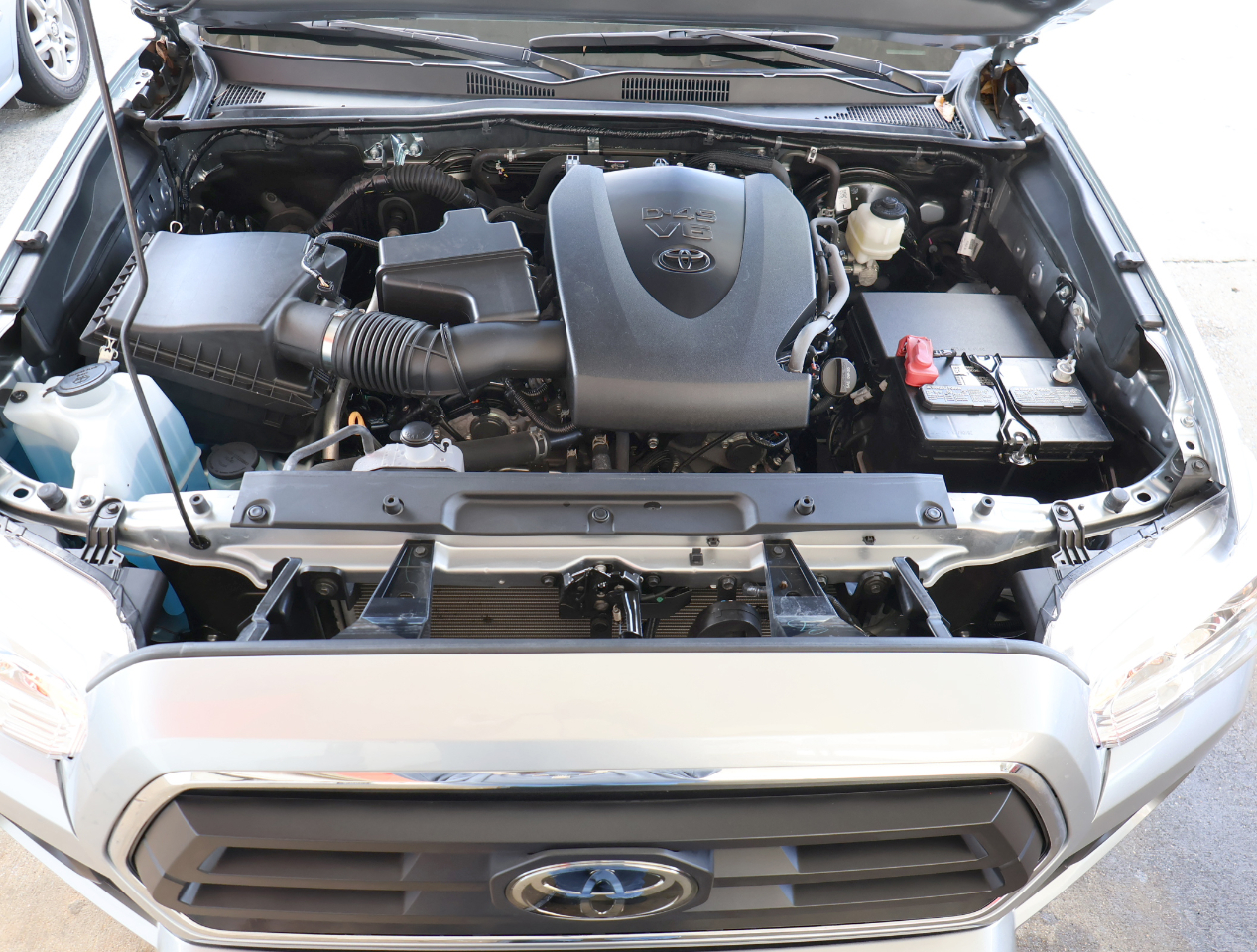 Toyota Tacoma SR5 Double Cab 4WD V6 2023