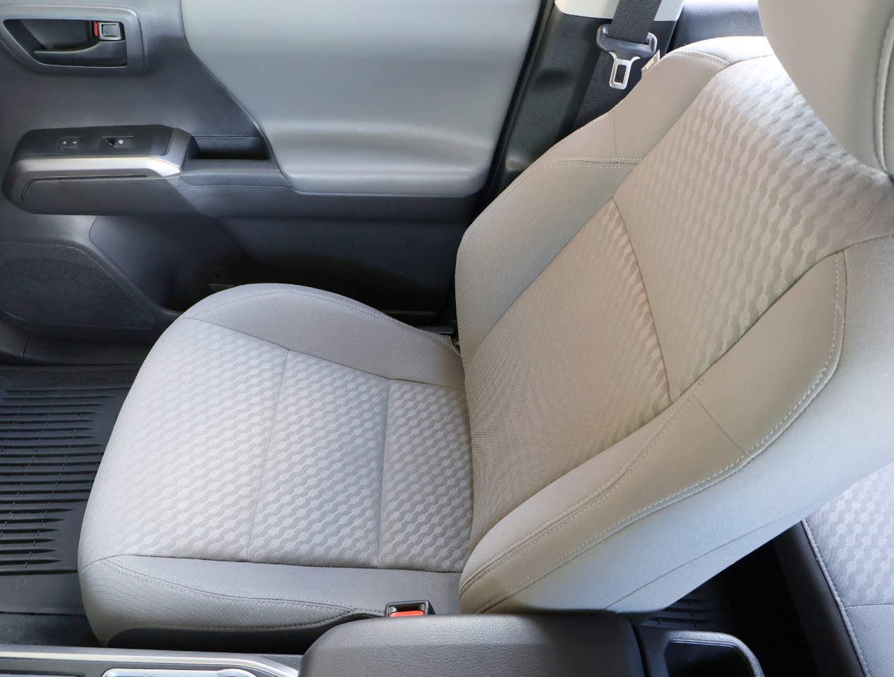 Toyota Tacoma SR5 Double Cab 4WD V6 2023