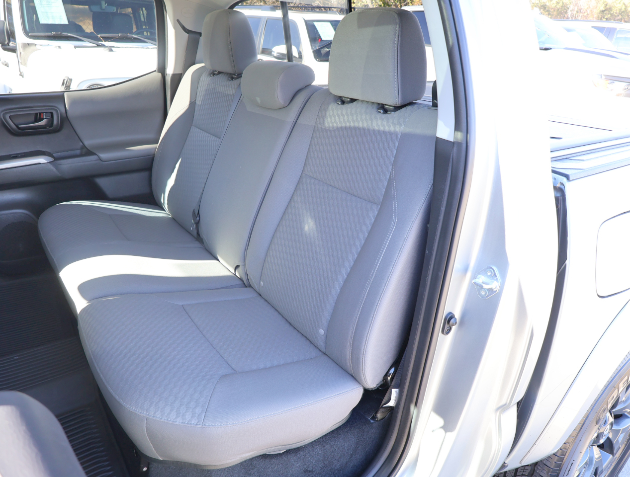 Toyota Tacoma SR5 Double Cab 4WD V6 2023