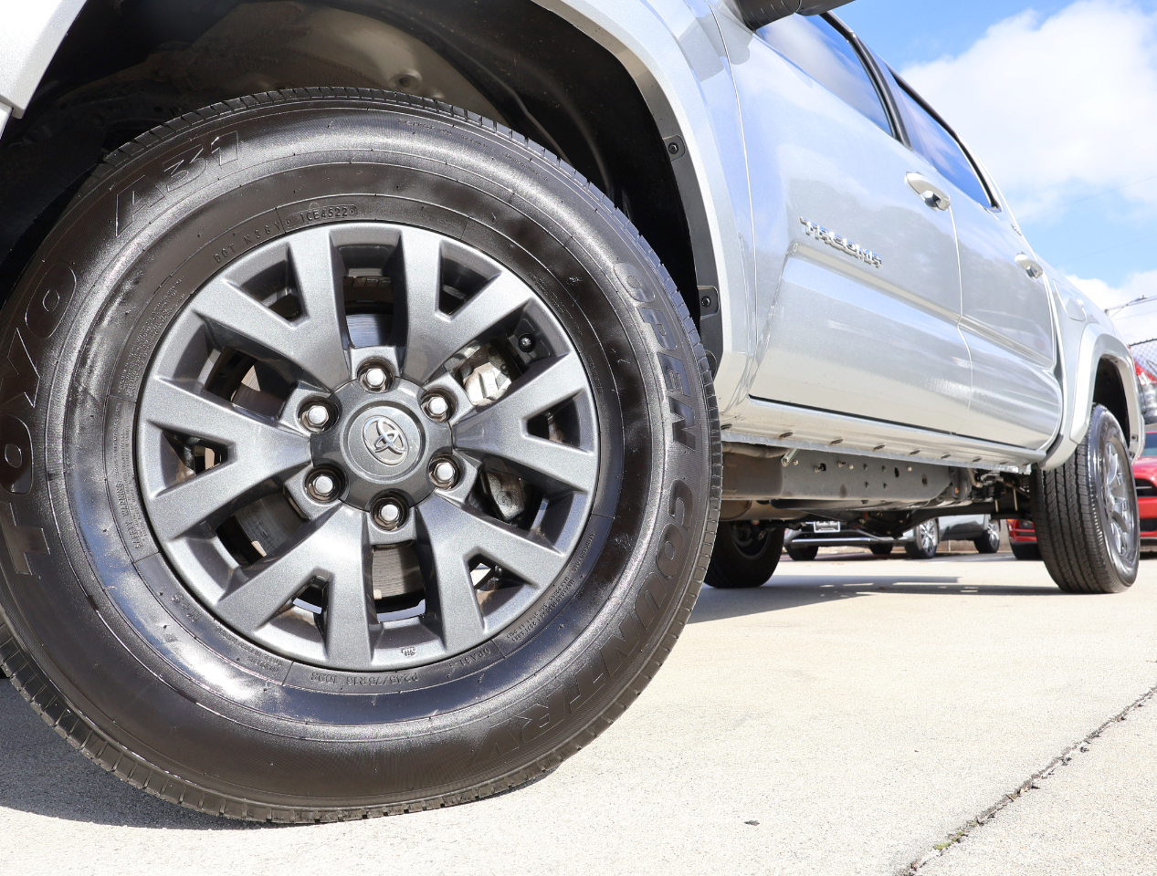 Toyota Tacoma SR5 Double Cab 4WD V6 2023