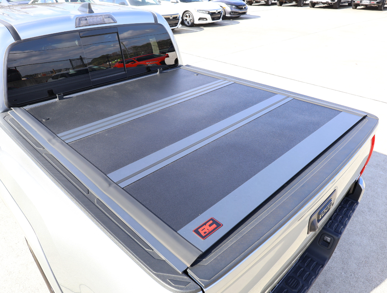 Toyota Tacoma SR5 Double Cab 4WD V6 2023