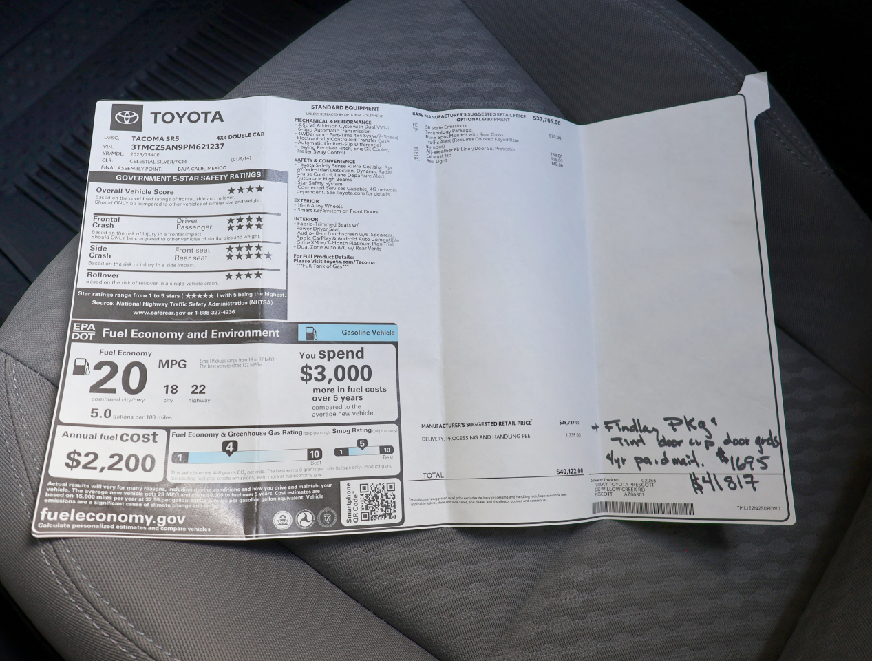 Toyota Tacoma SR5 Double Cab 4WD V6 2023