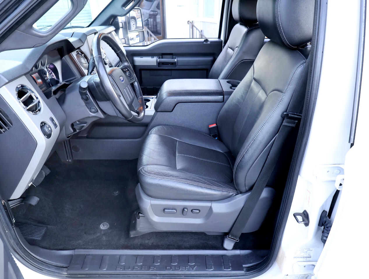 Ford F-250 SD Lariat Crew Cab 4WD 2016