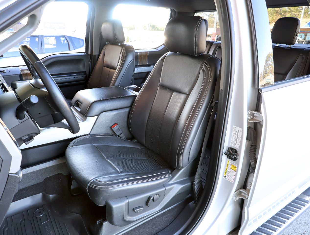 Ford F-150 Lariat SuperCrew 4WD 2019