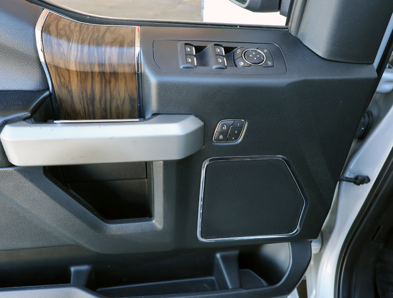 Ford F-150 Lariat SuperCrew 4WD 2019