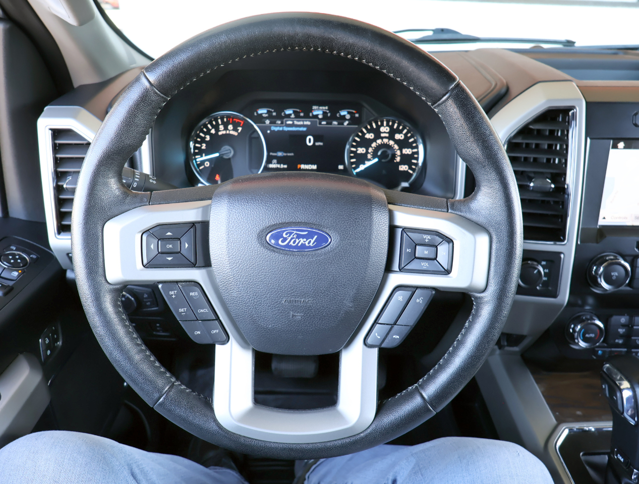 Ford F-150 Lariat SuperCrew 4WD 2019