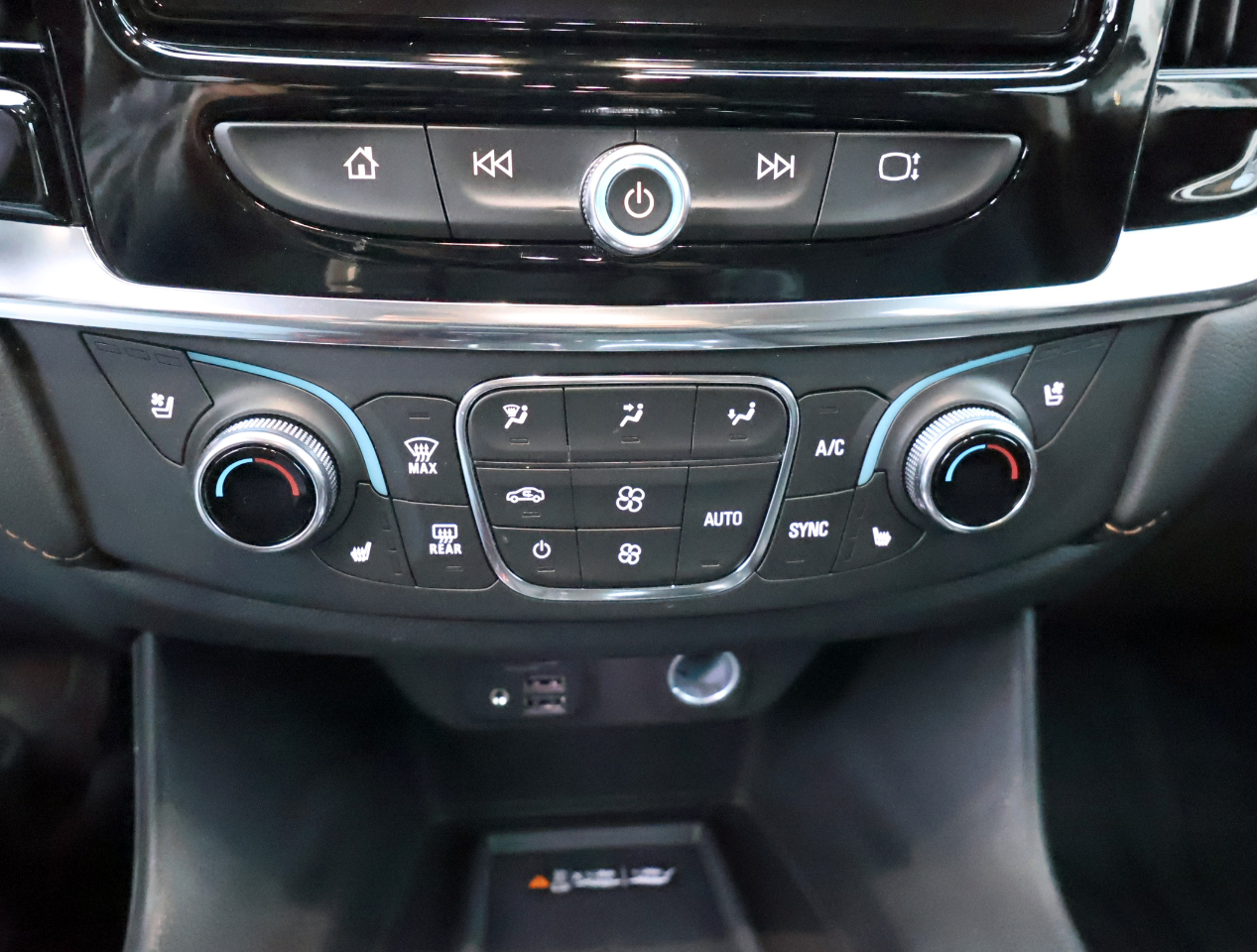 Chevrolet Traverse Premier FWD 2021