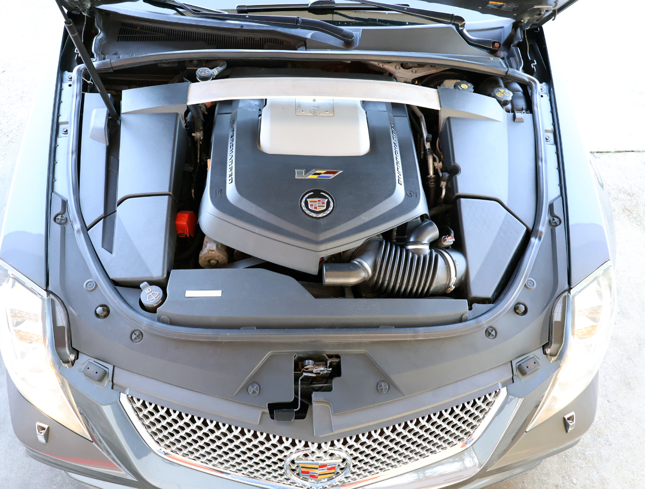 Cadillac CTS V Sedan 2010