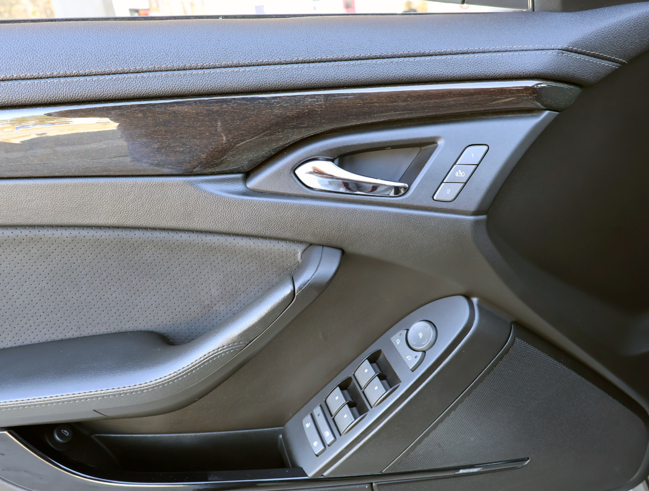 Cadillac CTS V Sedan 2010