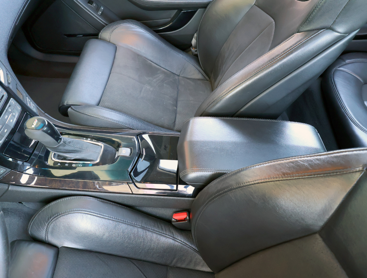 Cadillac CTS V Sedan 2010