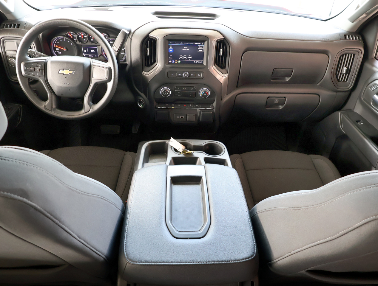 Chevrolet Silverado 1500 Custom Crew Cab 2WD 2023