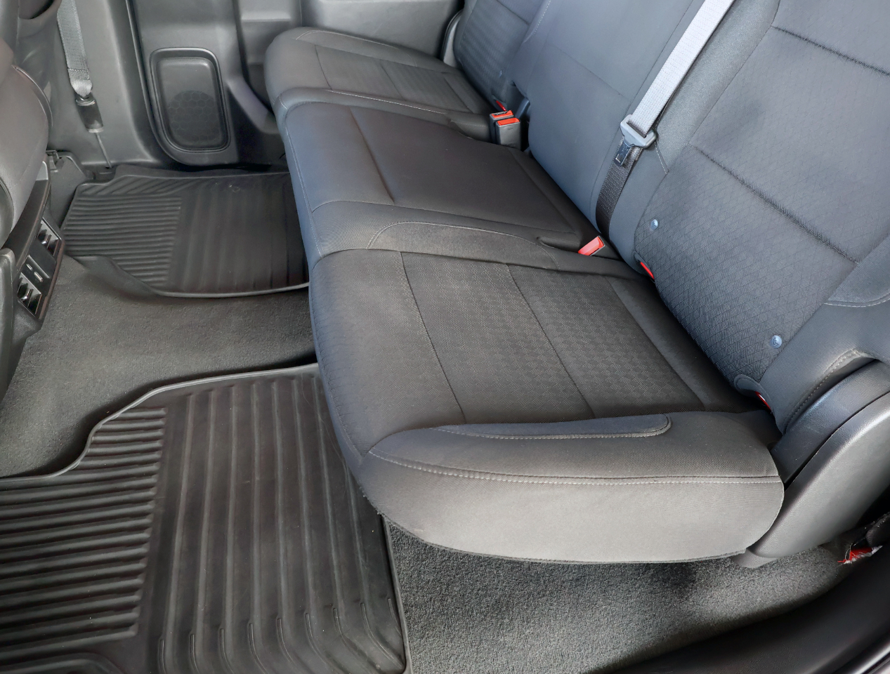 Chevrolet Silverado 1500 Custom Crew Cab 2WD 2023