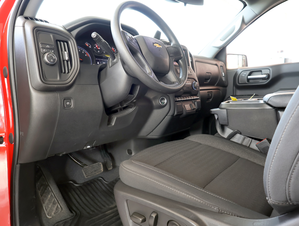 Chevrolet Silverado 1500 Custom Crew Cab 2WD 2023