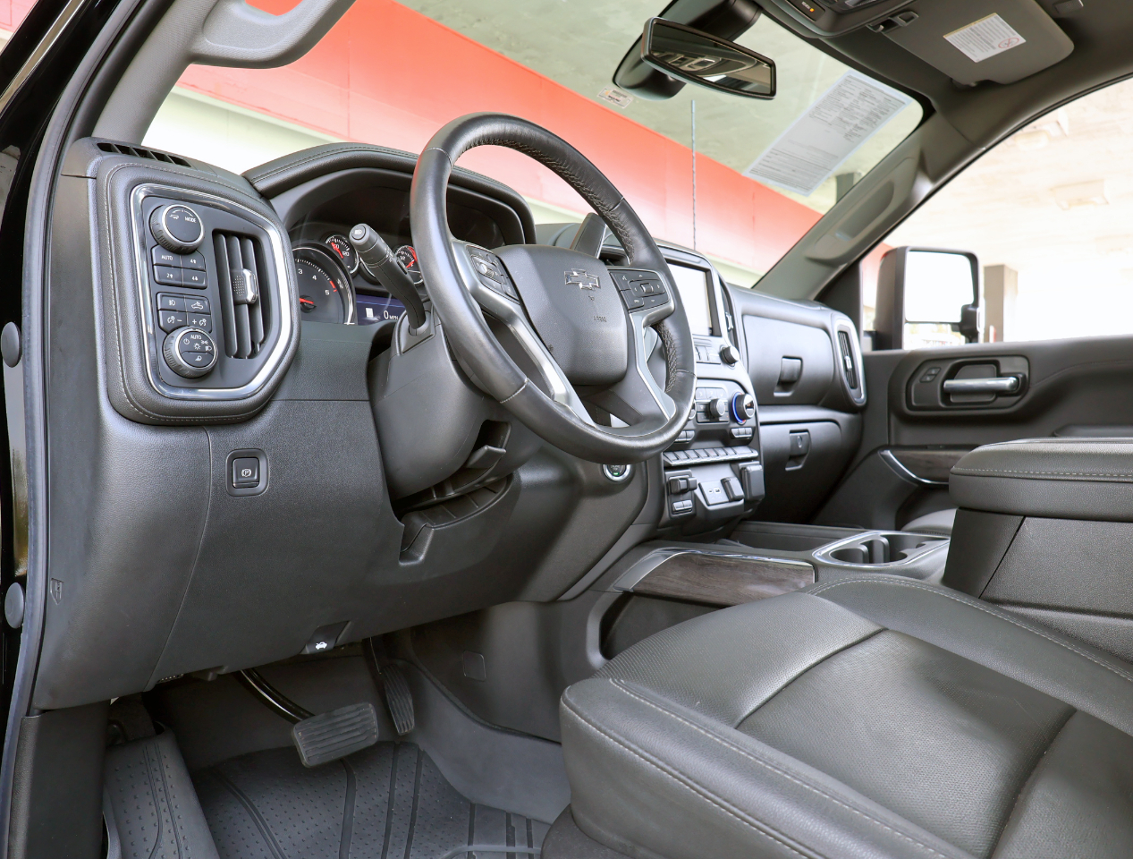 Chevrolet Silverado 2500HD LTZ Crew Cab 4WD 2022