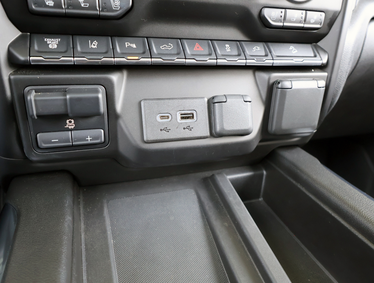 Chevrolet Silverado 2500HD LTZ Crew Cab 4WD 2022