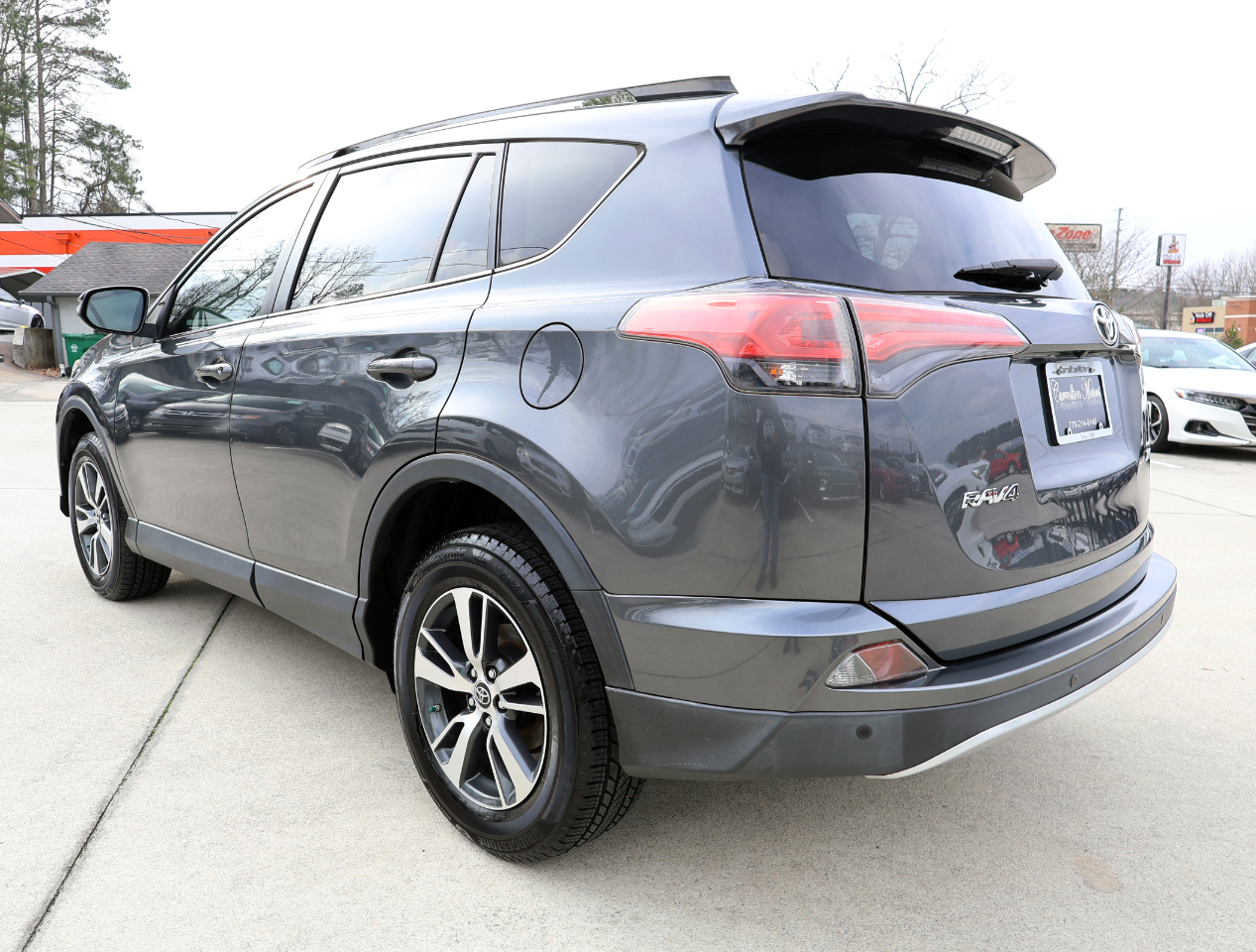 Toyota RAV4 XLE FWD 2016