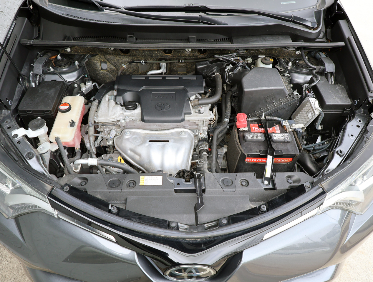 Toyota RAV4 XLE FWD 2016