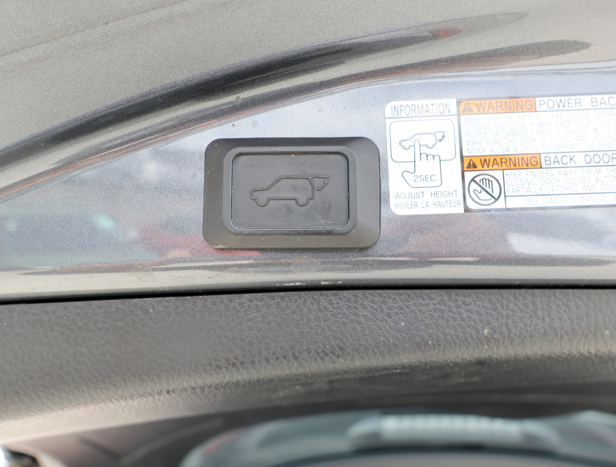 Toyota RAV4 XLE FWD 2016