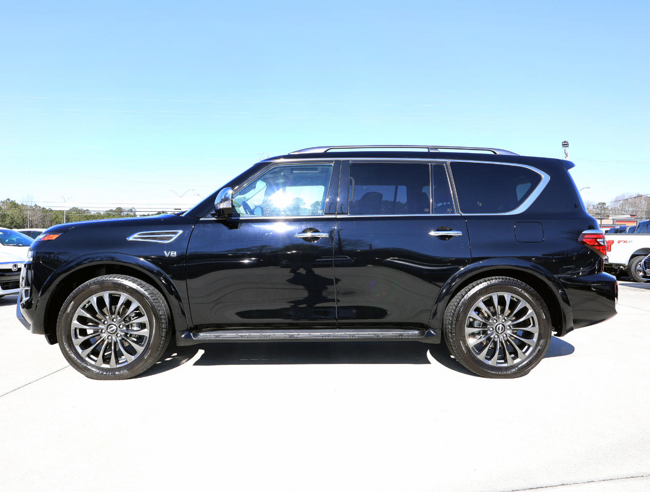 Nissan Armada Platinum AWD 2021