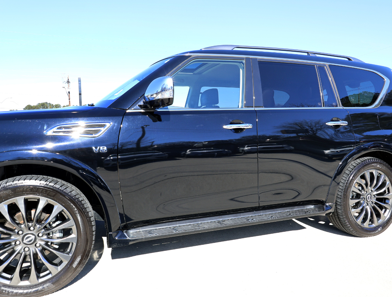 Nissan Armada Platinum AWD 2021