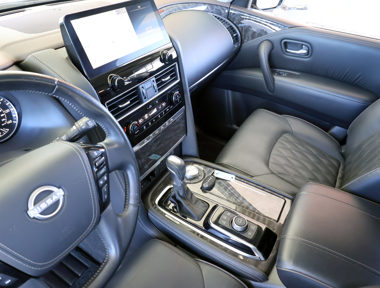 Nissan Armada Platinum AWD 2021