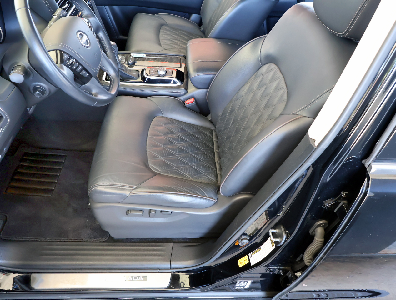 Nissan Armada Platinum AWD 2021