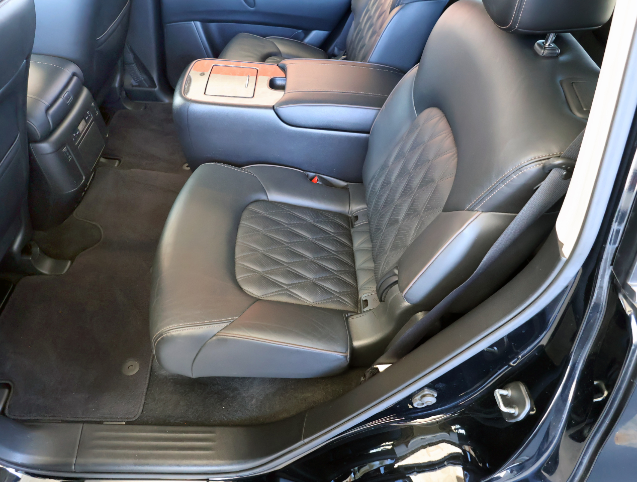 Nissan Armada Platinum AWD 2021