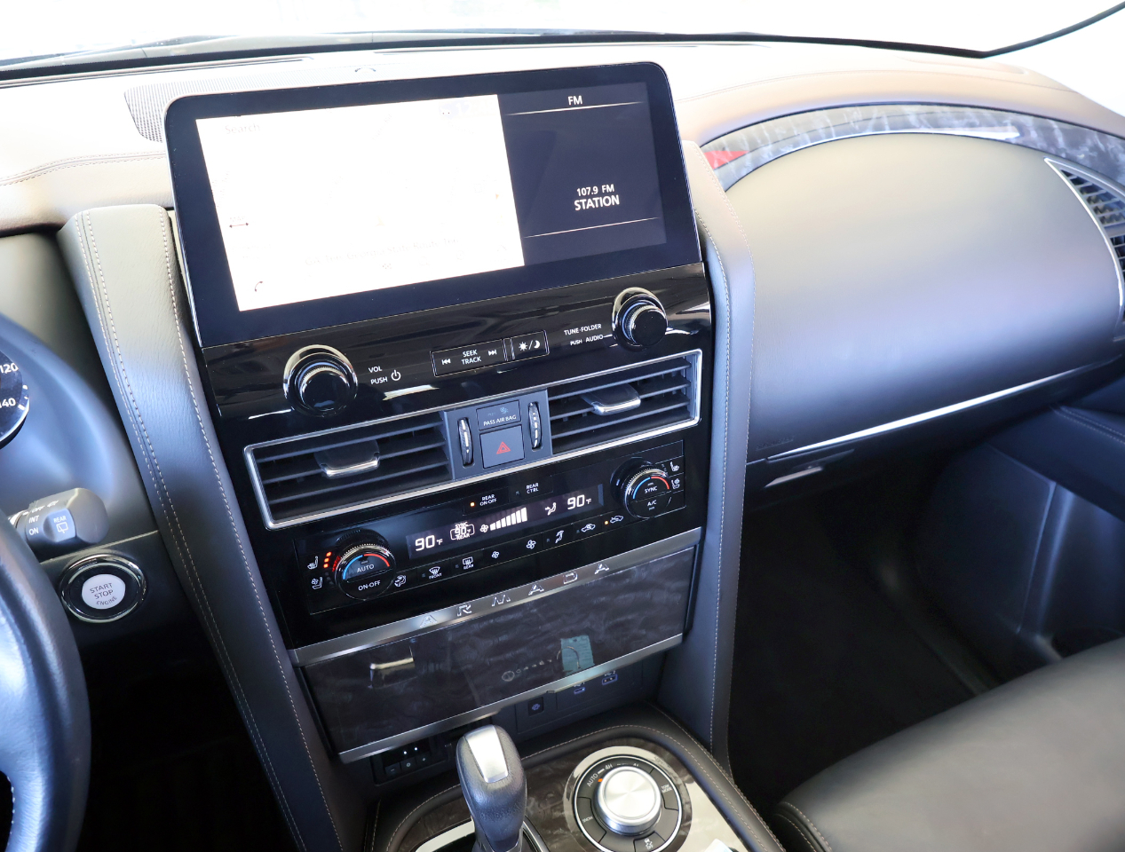 Nissan Armada Platinum AWD 2021