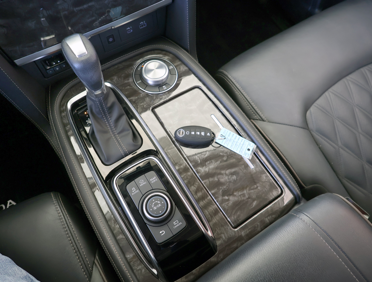 Nissan Armada Platinum AWD 2021