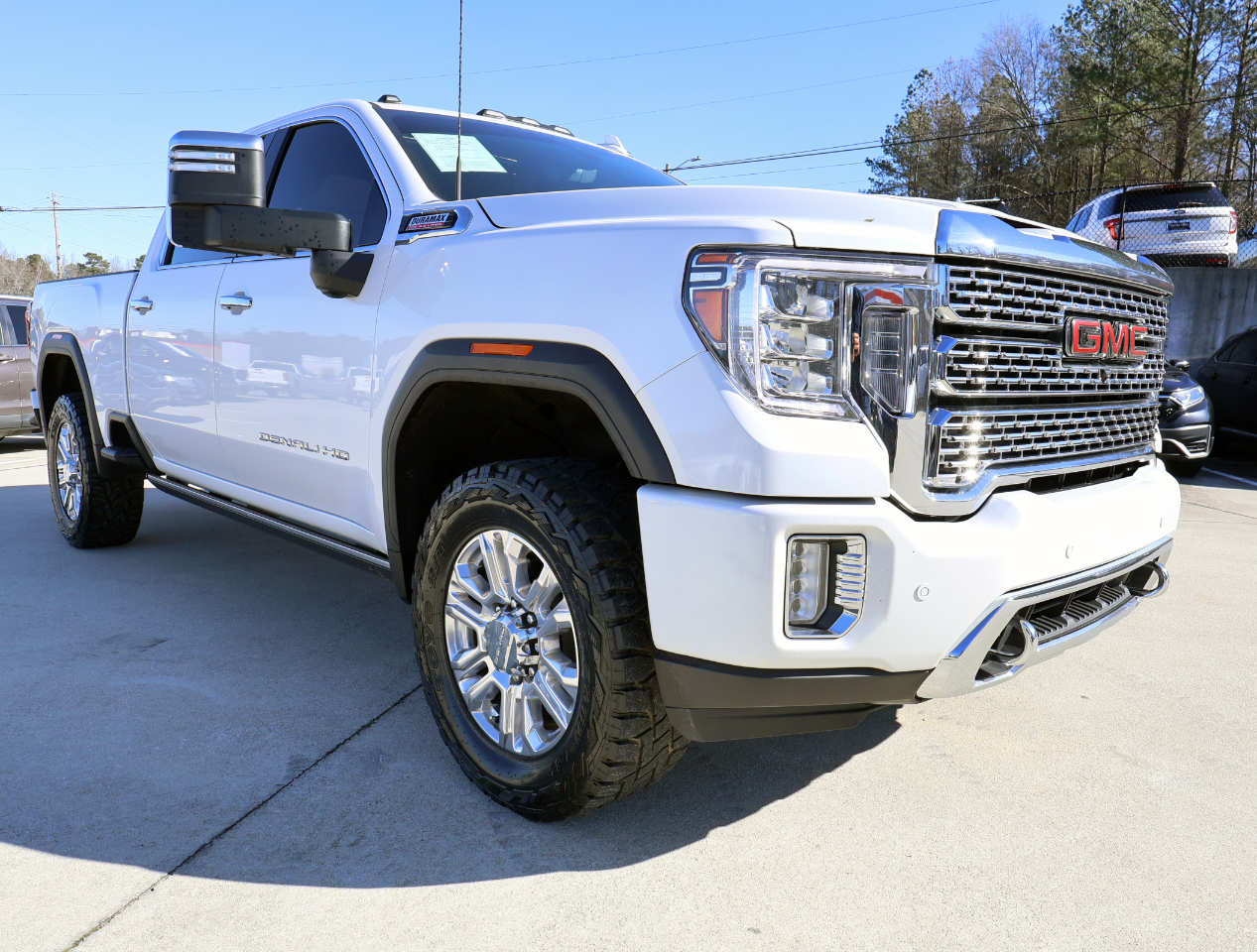 GMC Sierra 2500HD Denali Crew Cab 4WD 2022