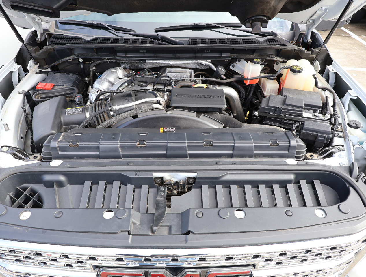 GMC Sierra 2500HD Denali Crew Cab 4WD 2022