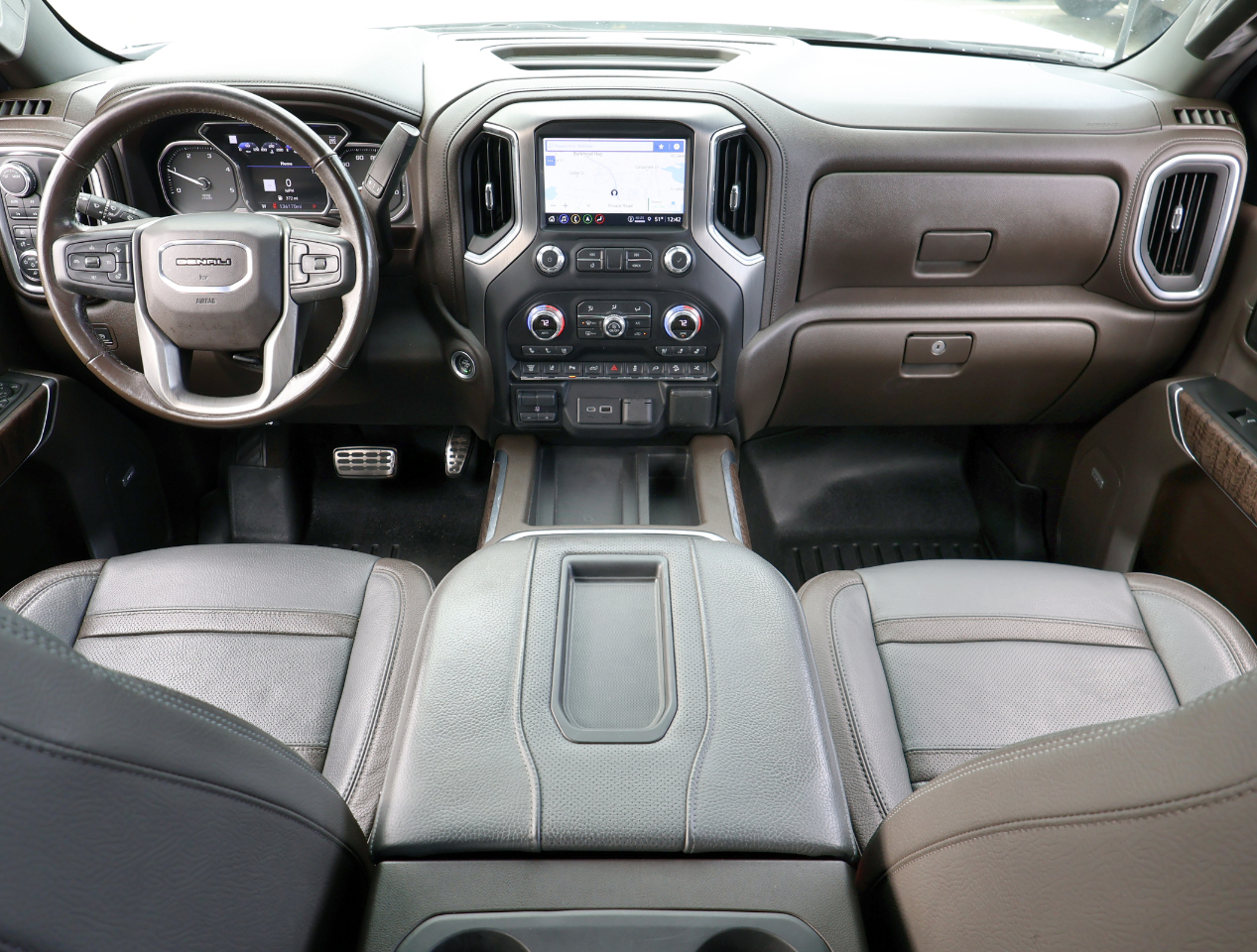 GMC Sierra 2500HD Denali Crew Cab 4WD 2022