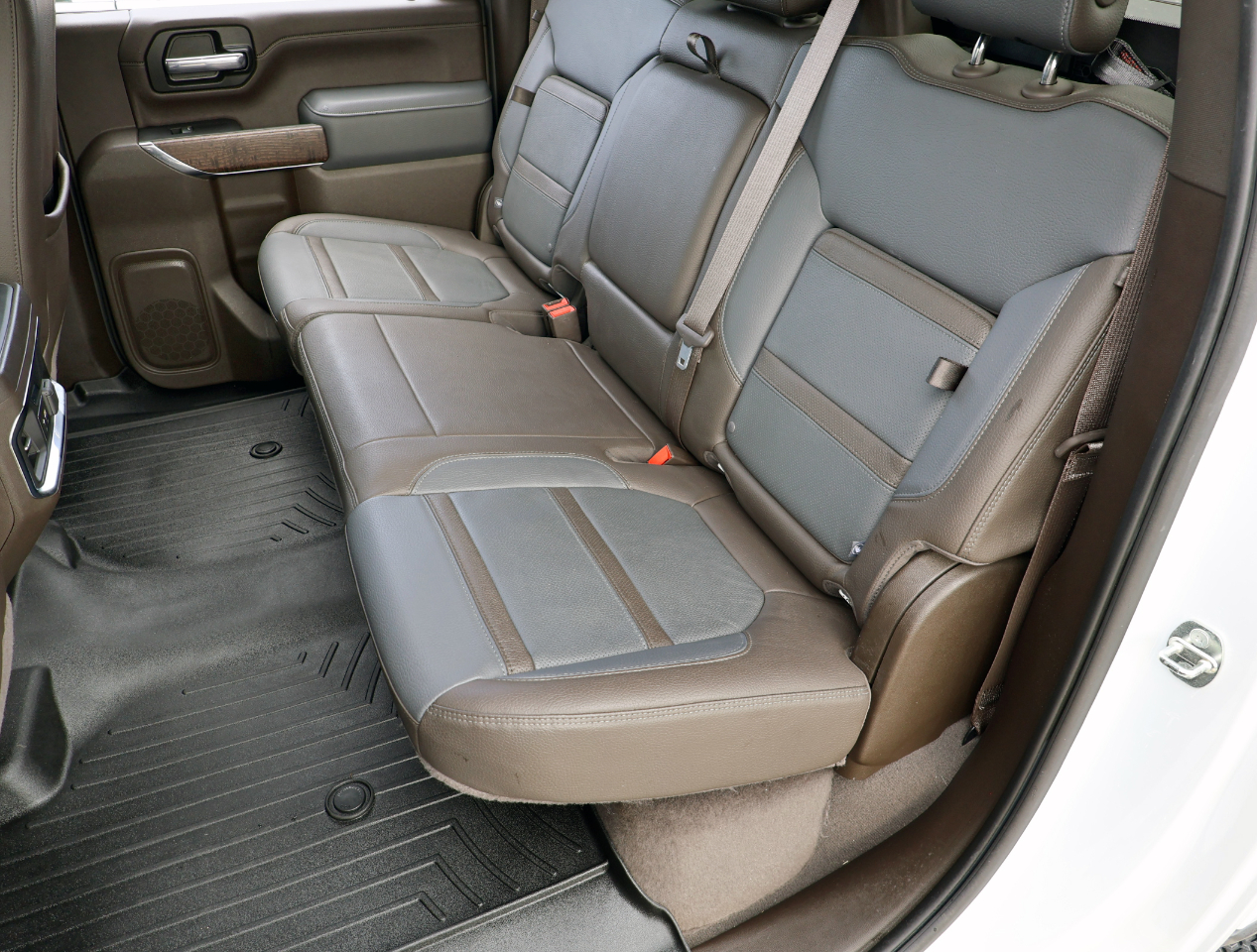 GMC Sierra 2500HD Denali Crew Cab 4WD 2022