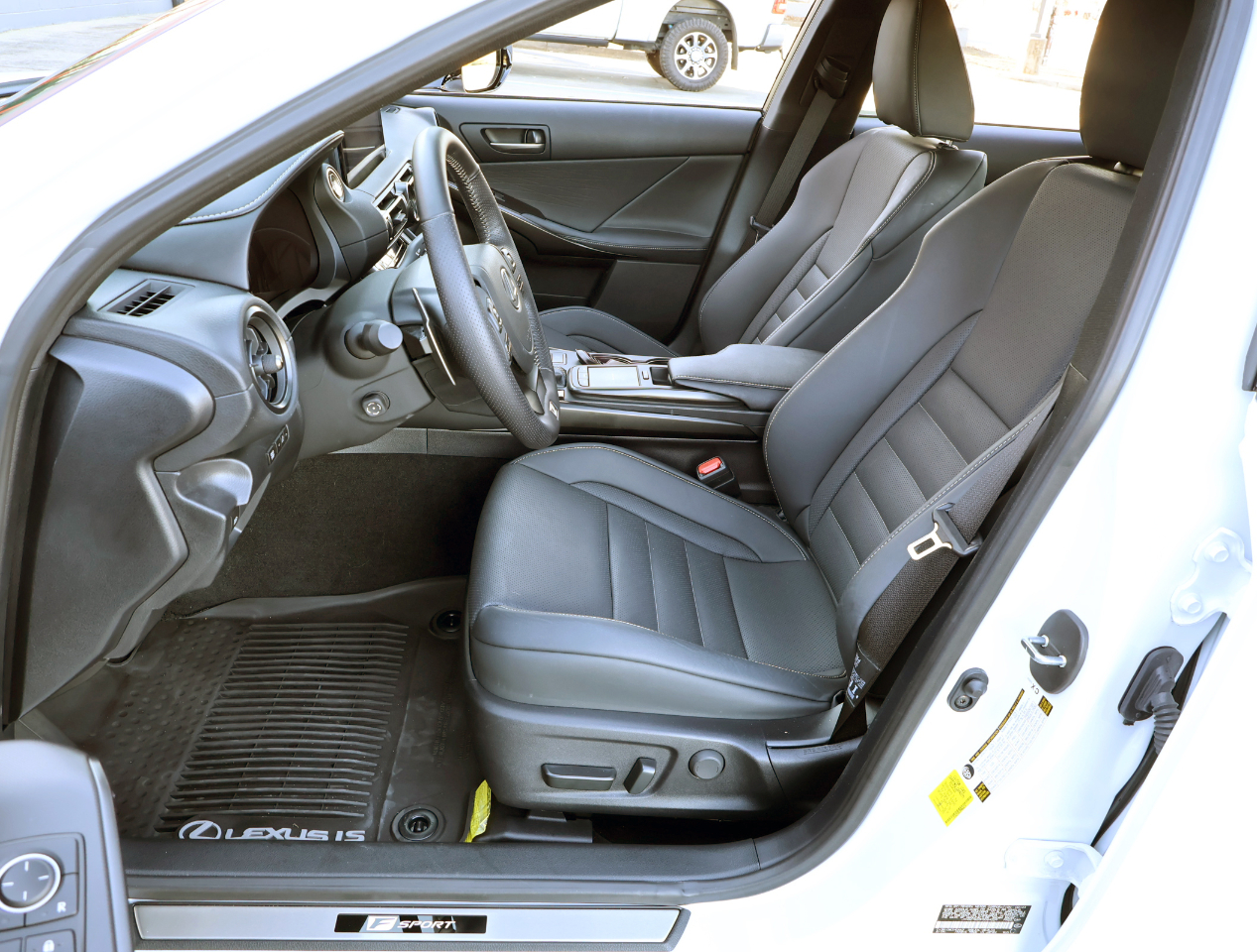 Lexus IS F SPORT 350 RWD 2023