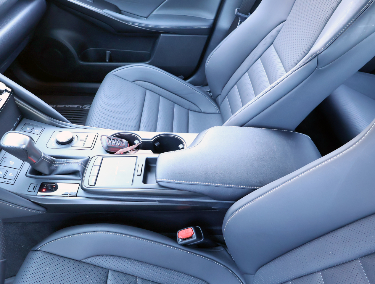 Lexus IS F SPORT 350 RWD 2023