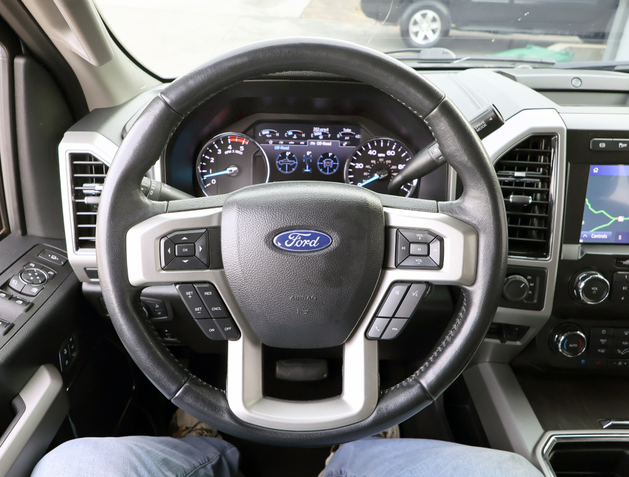 Ford F-250 SD Lariat Crew Cab Short Bed 4WD 2021